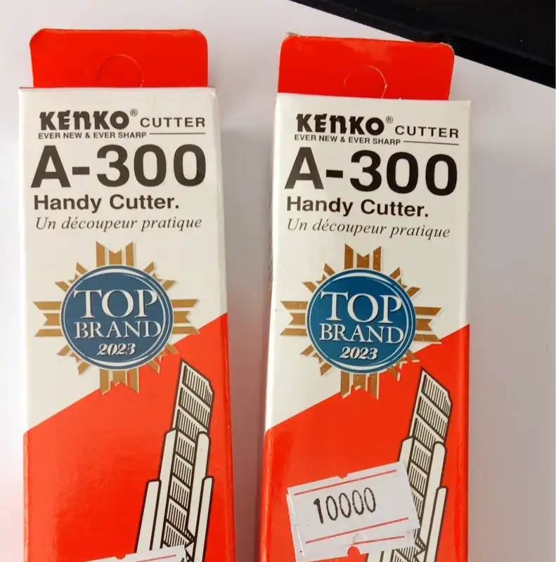 Cutter Kenko A-300 kecil