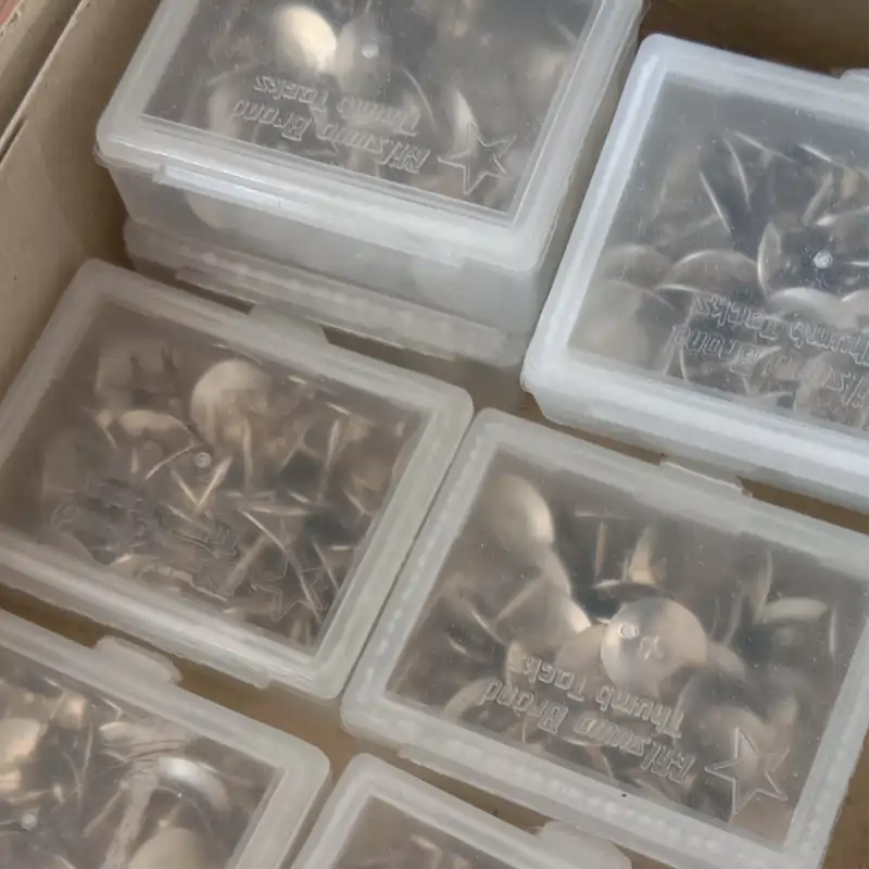 Paku Picik Mitsuwa Thumb Tacks isi 50pcs